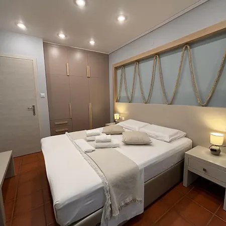 Green Suite Skiathos شقة